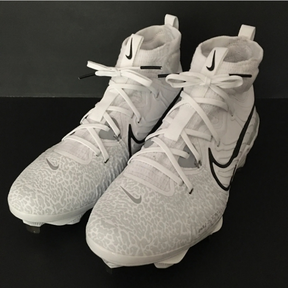 NWOB Nike Alpha Huarache NXT Metal Baseball Cleats White Black Gray - Picture 11 of 16